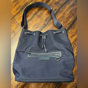 Longchamp Le Pilage Neoprene Bucket Bag - Navy
